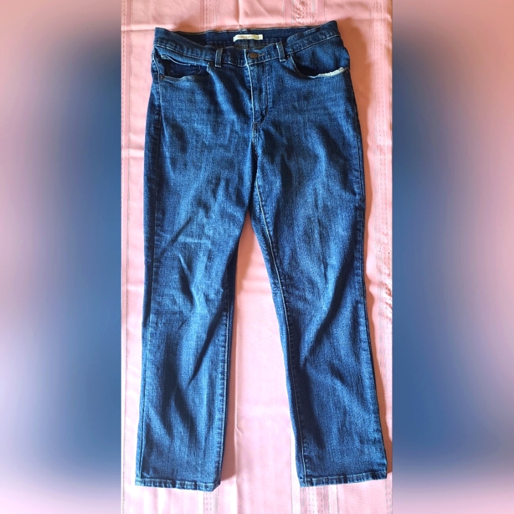 Levi's Signature Classic Straight Women's sz 10